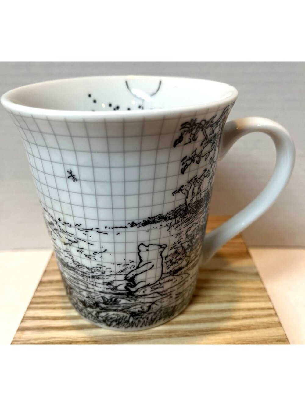 Winnie The Pooh Ceramic Mug With Black & White Illustrations - 12 Oz